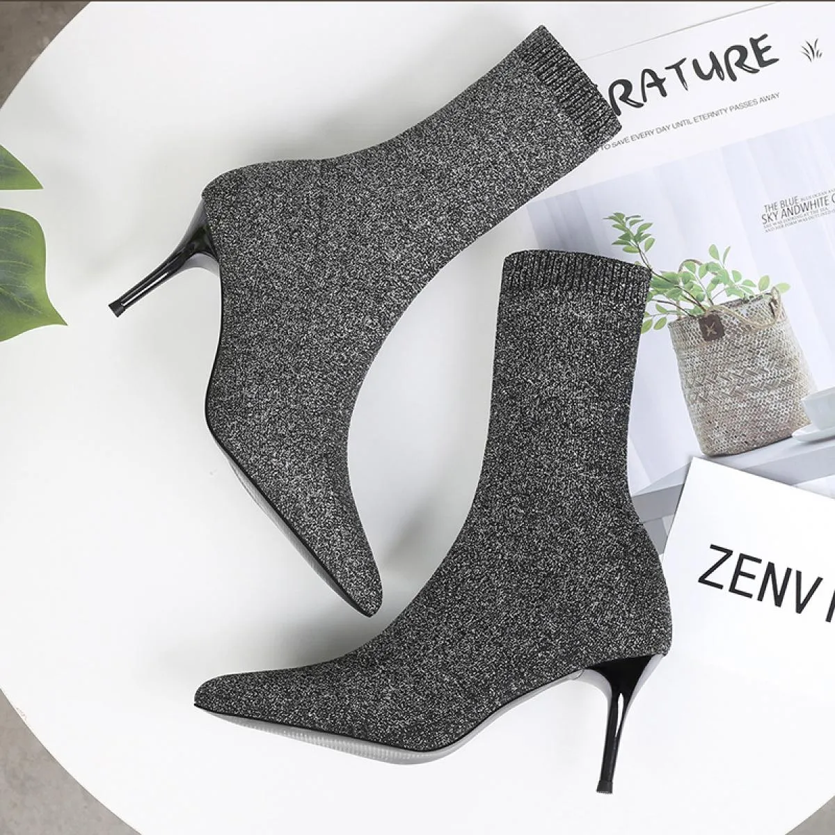 2022 stivali da donna di lusso con calzino nero Beige stivali con tacco alto sottile stivali in maglia elastica stivali invernal