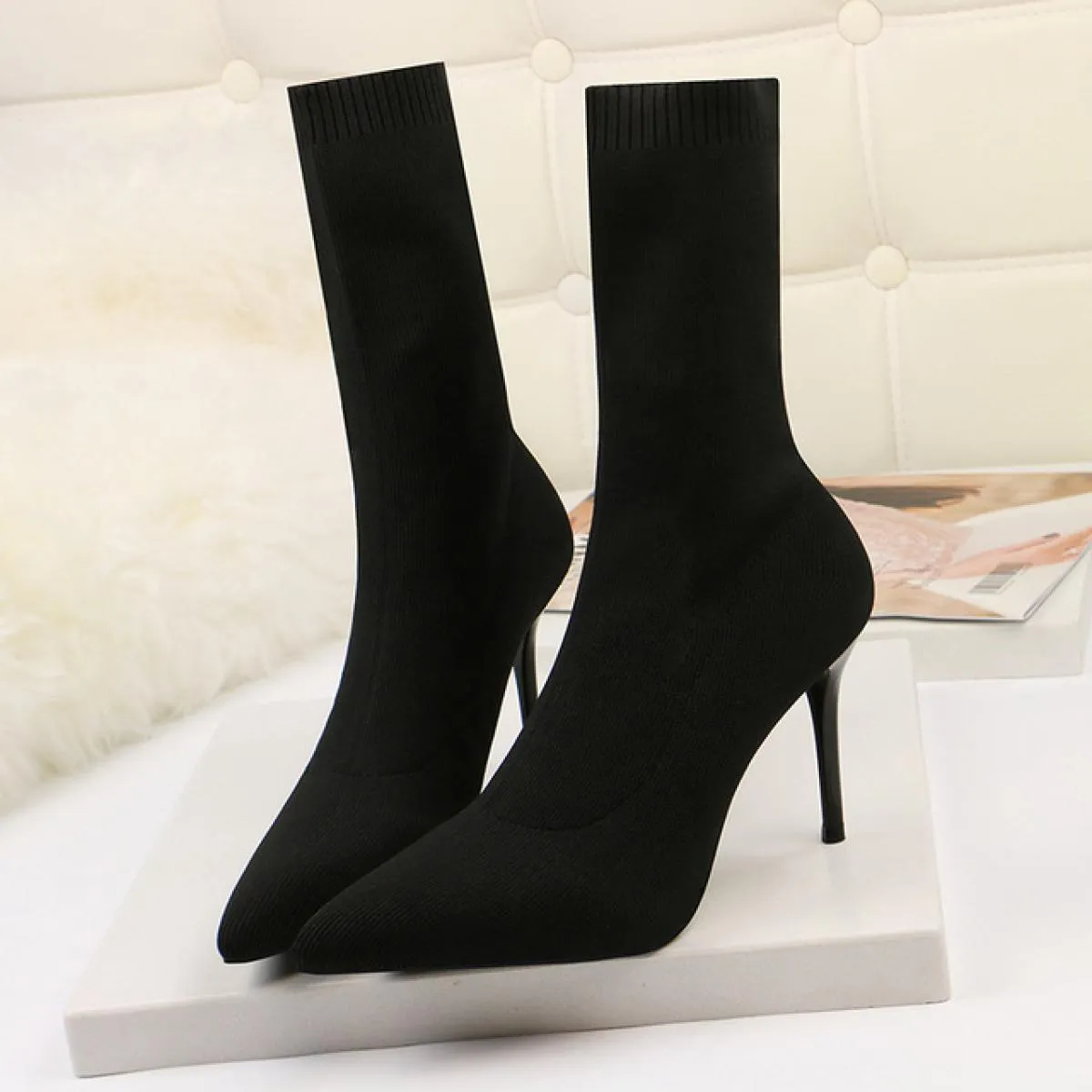2022 stivali da donna di lusso con calzino nero Beige stivali con tacco alto sottile stivali in maglia elastica stivali invernal