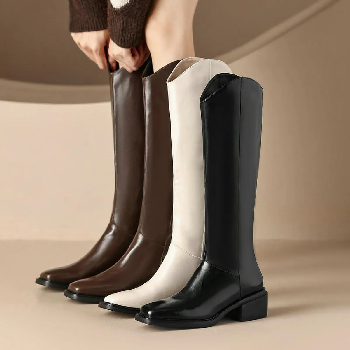 2024 Tacchi alti Donna Stivali alti al ginocchio Autunno Inverno Scarpe a punta quadrata Donna Vera pelle Office Lady Taglia 34