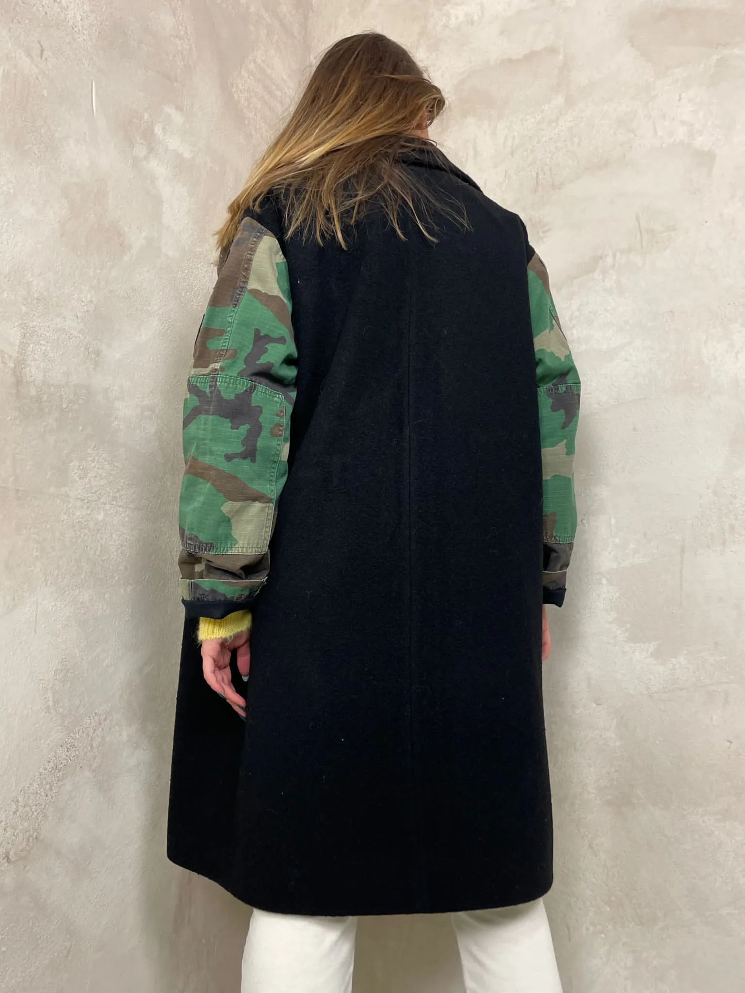 Cappotto Combinato Patch Maniche Camou Nero