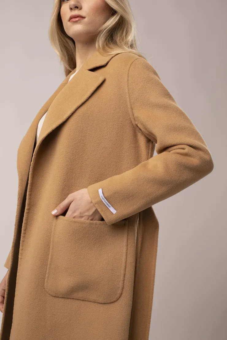 Cappotto con cintura