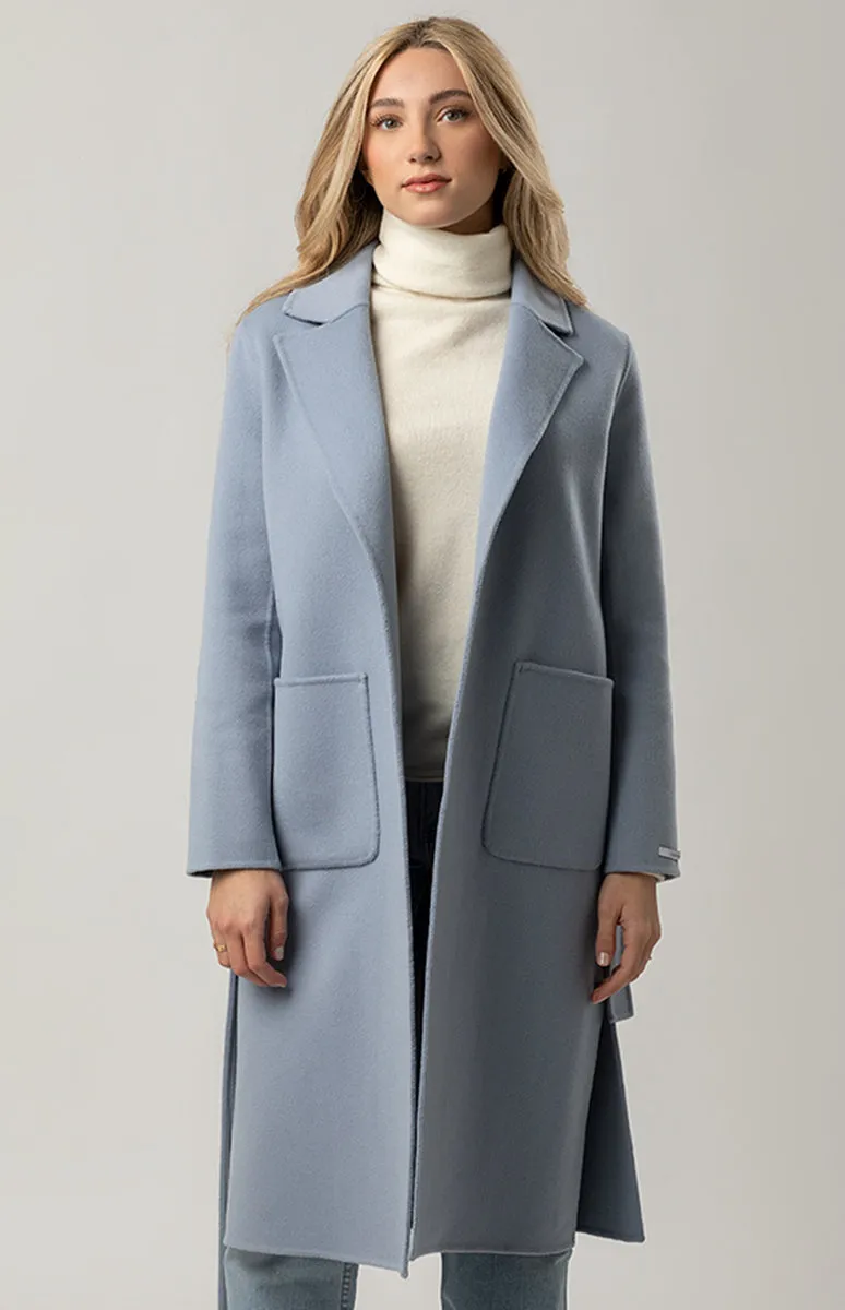 Cappotto con cintura