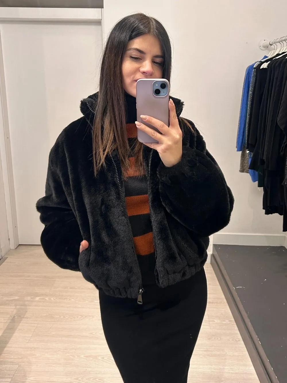 Eco pelliccia corta con zip