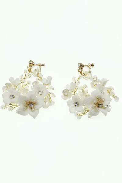 Orecchini da sposa a fiore