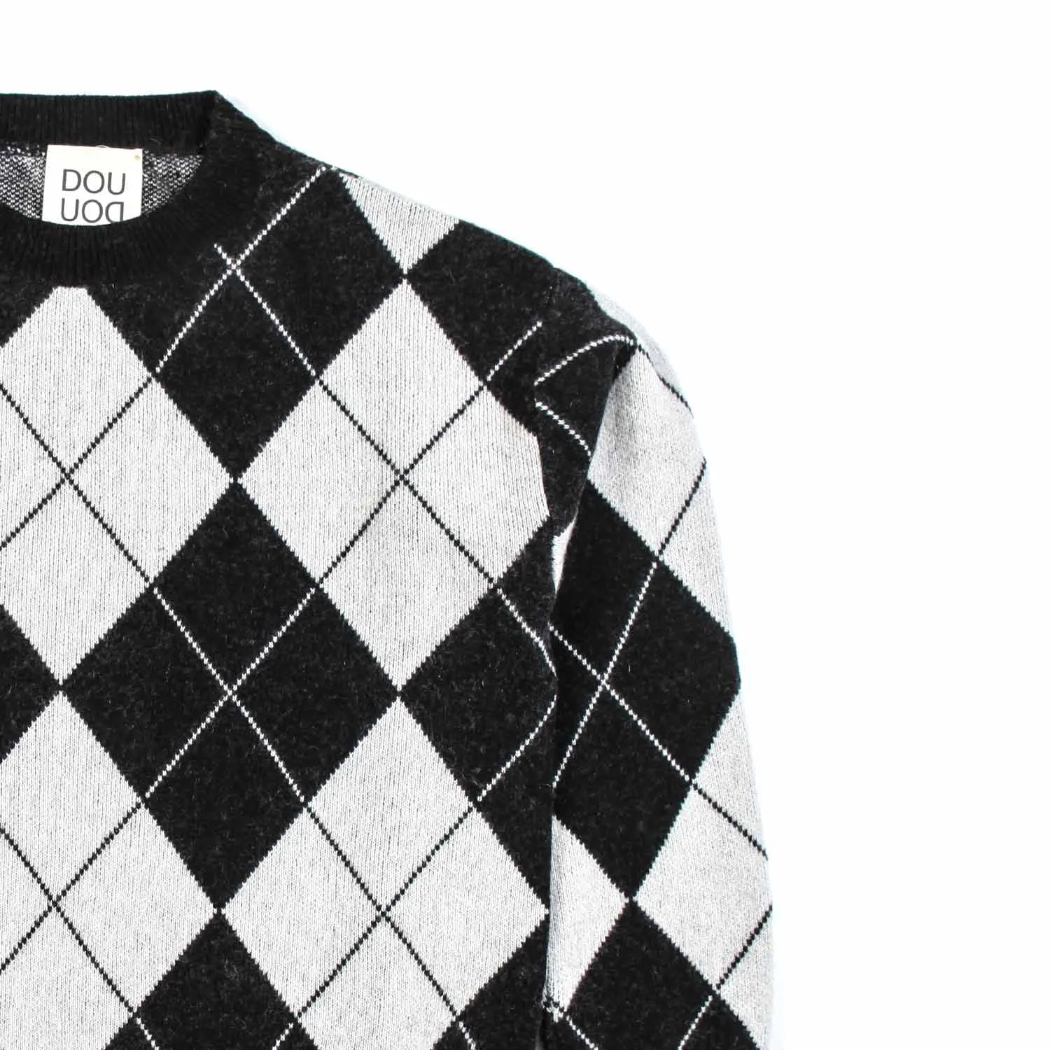 Pullover Nero E Grigio Chiaro A Rombi