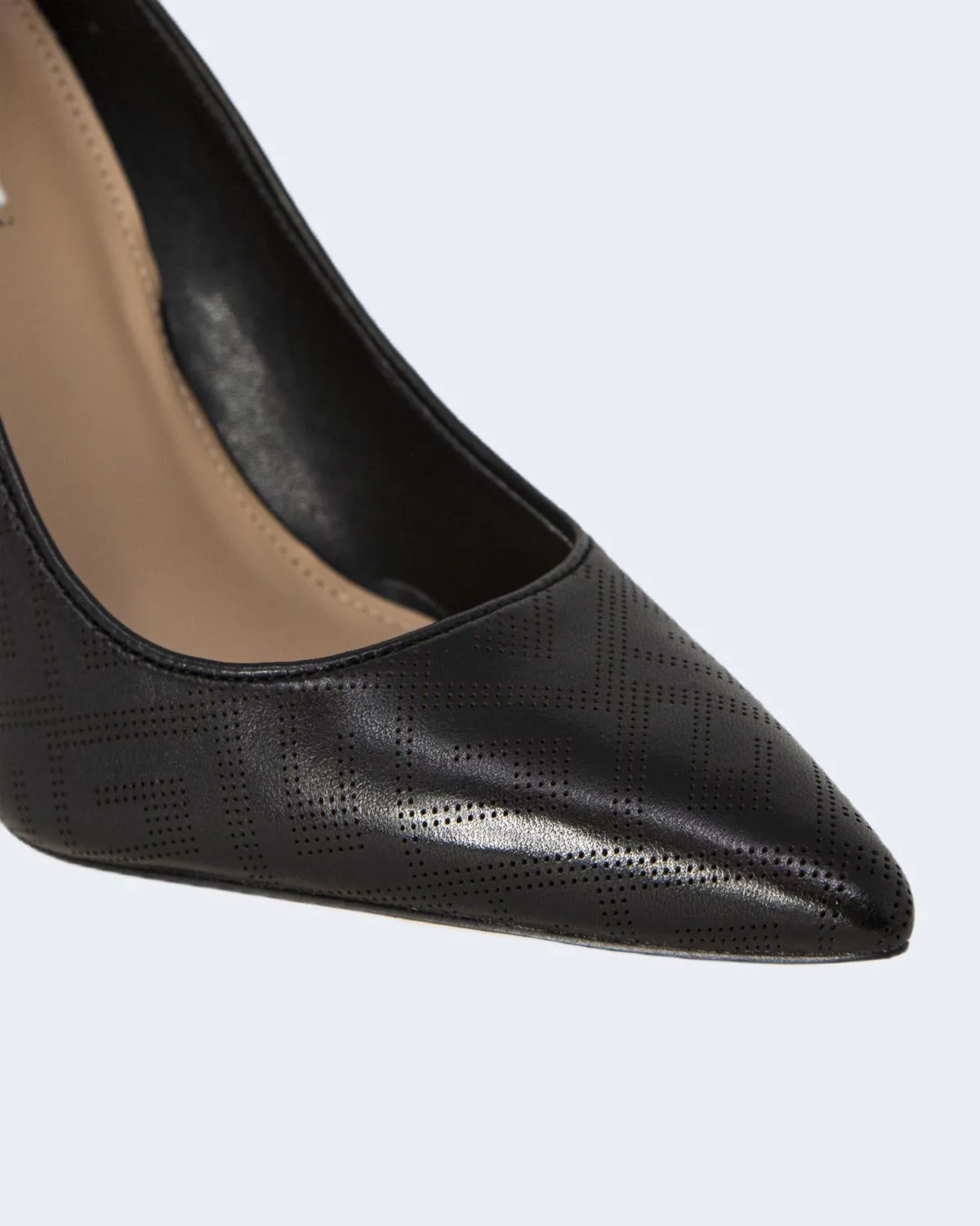 Scarpe con tacco Guess saditi Nero