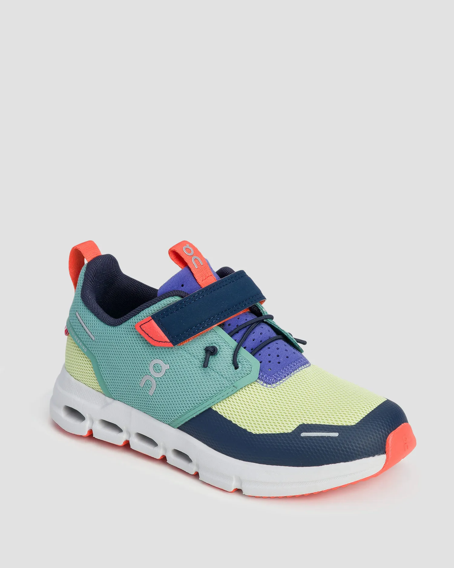 Scarpe sportive da bambino On Running Cloud Play 3KD11432362-green-acacia