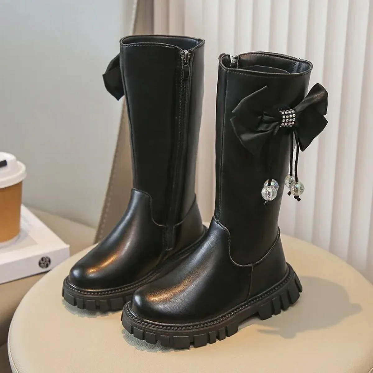 Stivali al ginocchio Scarpe per bambini Nuovo 2024 Moda Bowknot Principessa Stivali alti Ragazze Bambini Nappe Pelle morbida Pla