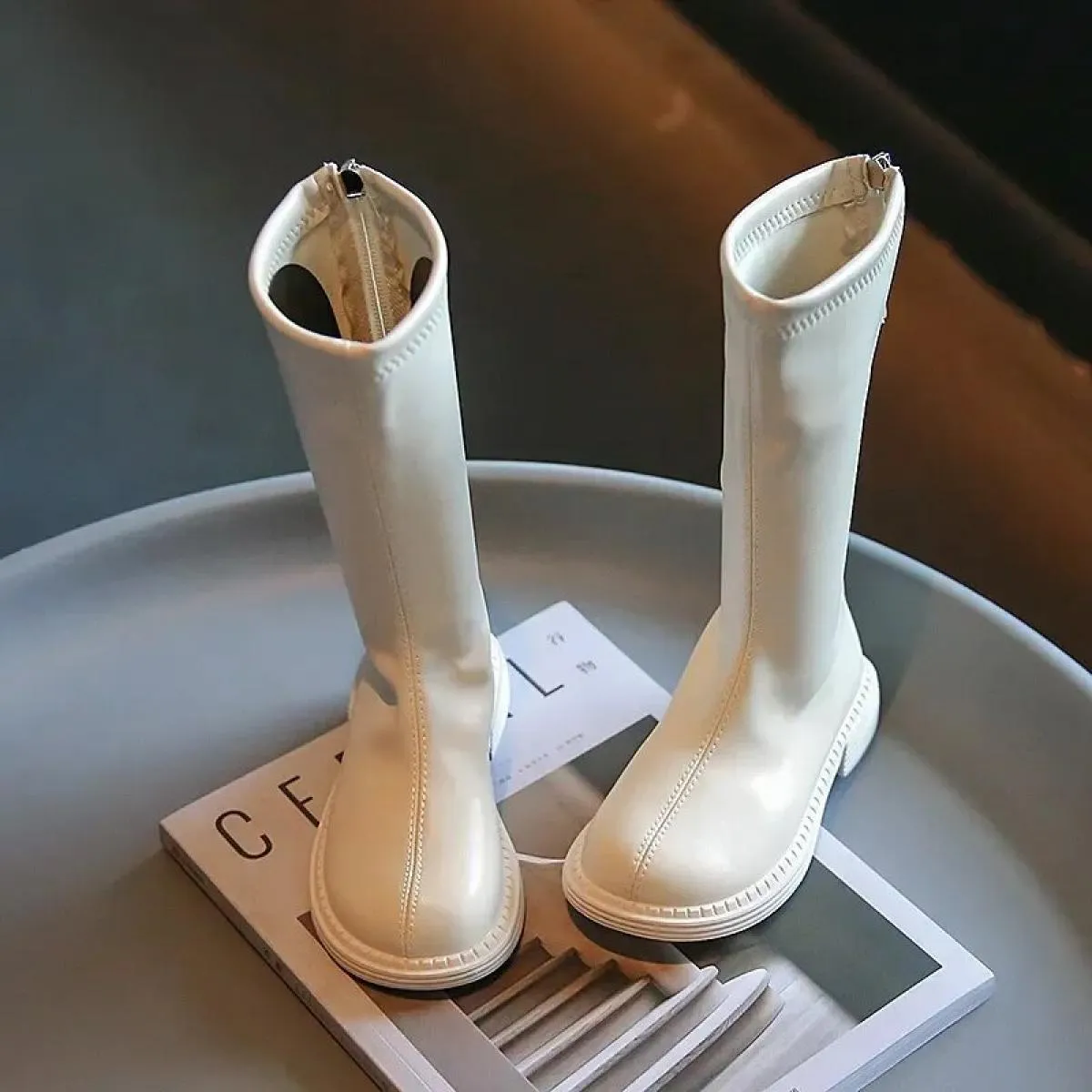 Stivali alti da ragazza 2024 autunno primavera stile Pu scarpe da principessa in pelle moda per bambini semplici stivali lunghi