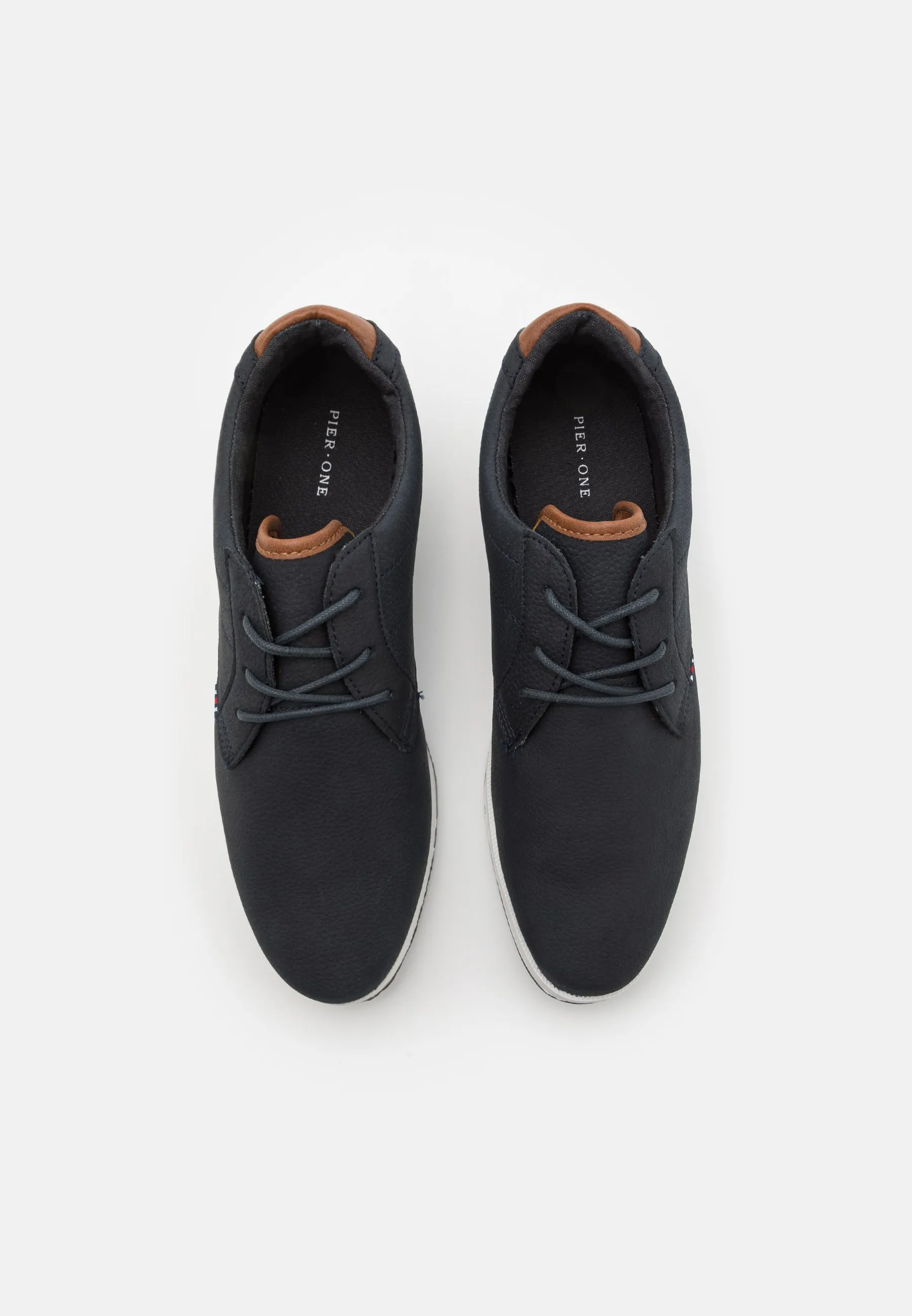 Stringate sportive