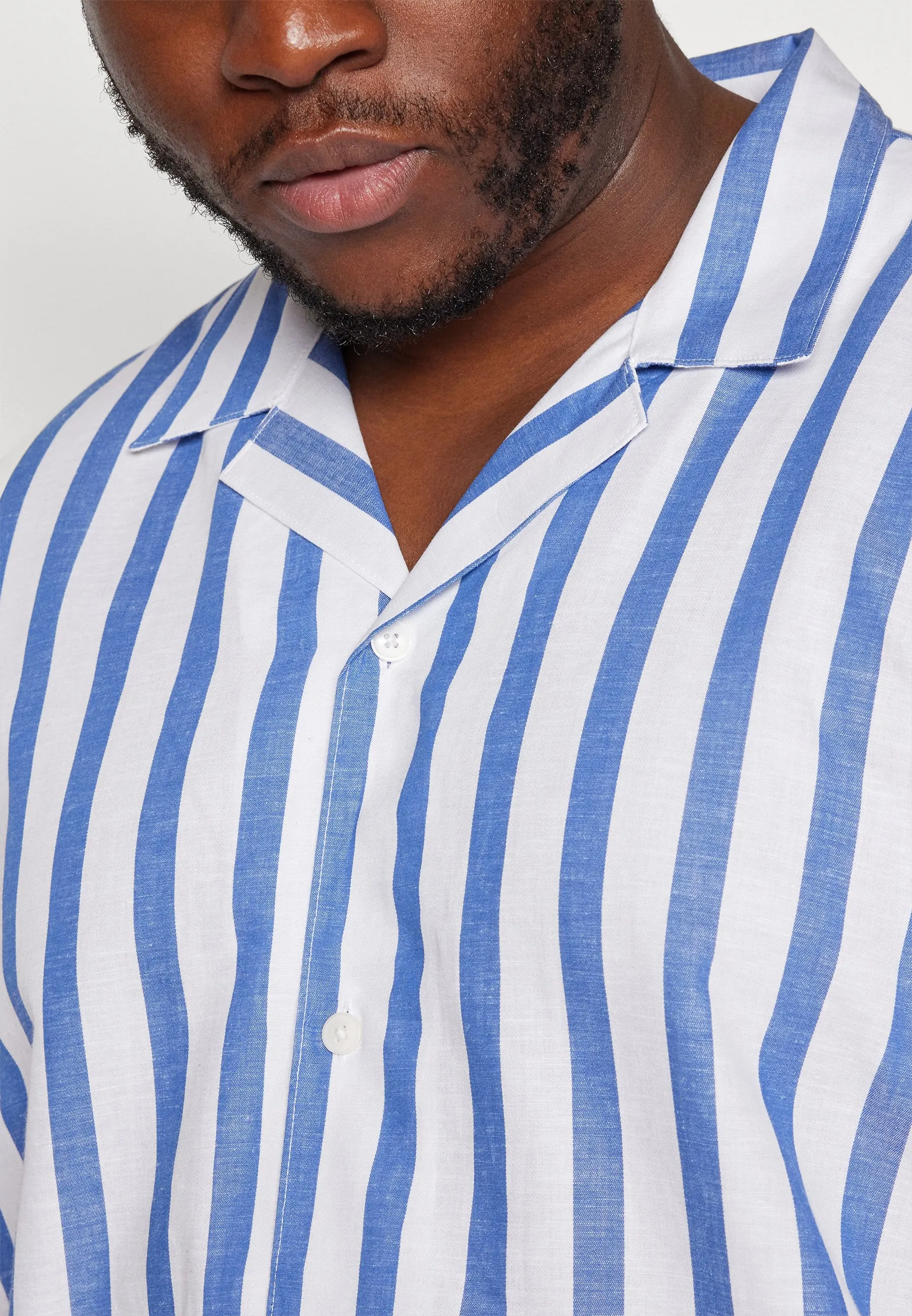STRIPED RESORT  - Camicia