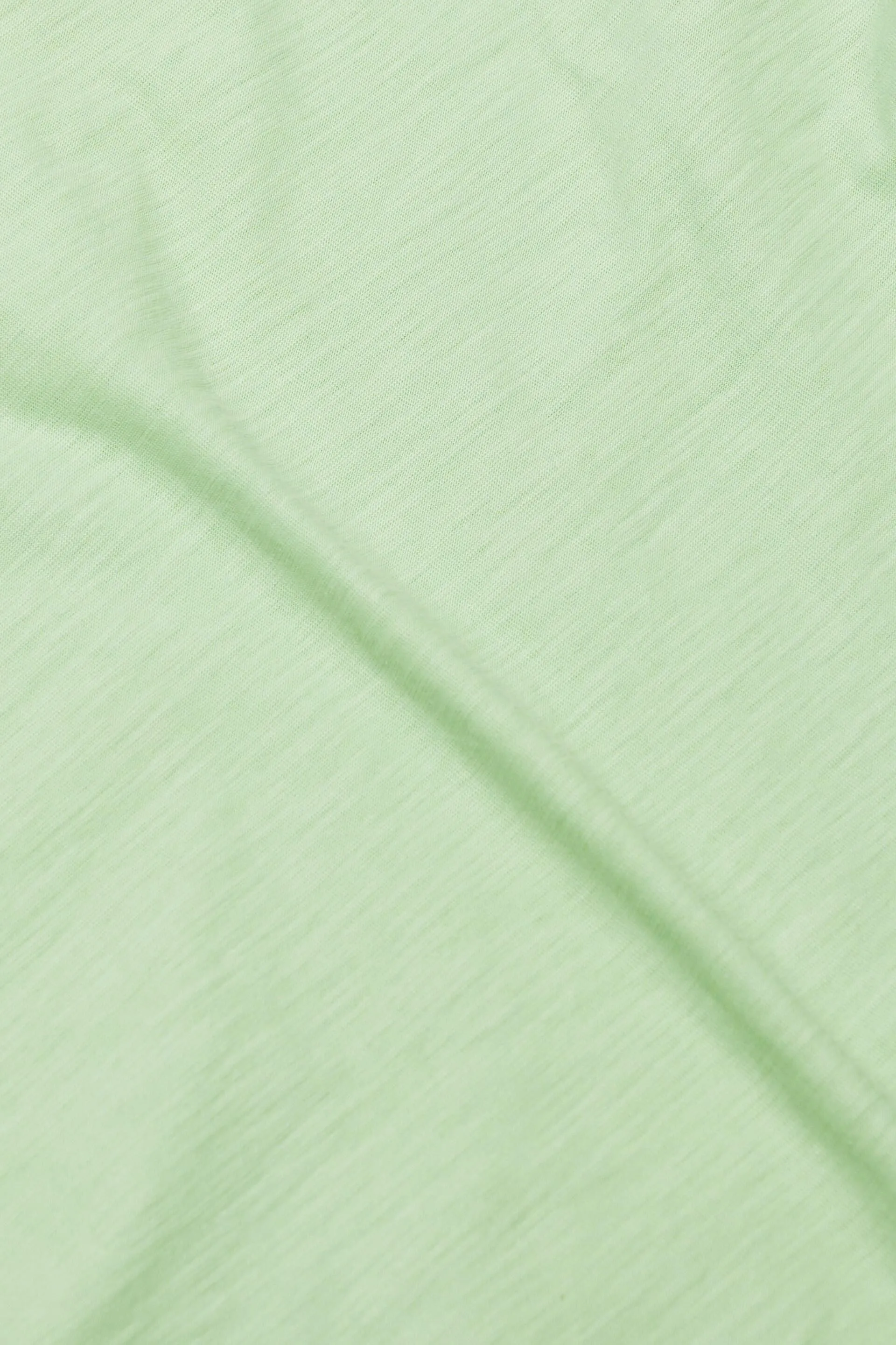 T-shirt fiammata con scollo a V